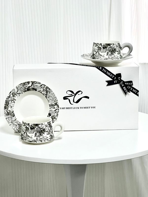 Custom White Bow Cup Set | Corporate Gift Supplier